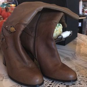 Tahari boots